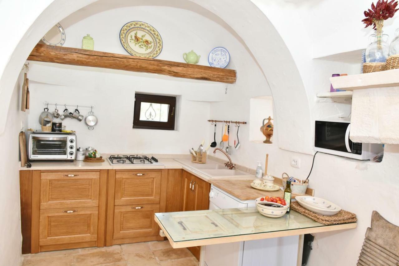 Trullo Cime Bianche Villa Cisternino Exterior photo
